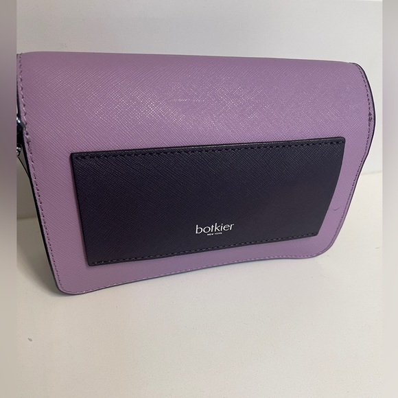 New Botkier Cobble Hill Woman's Leather Belt Bag, Purple Combo Adjustable Strap - Picture 3 of 10